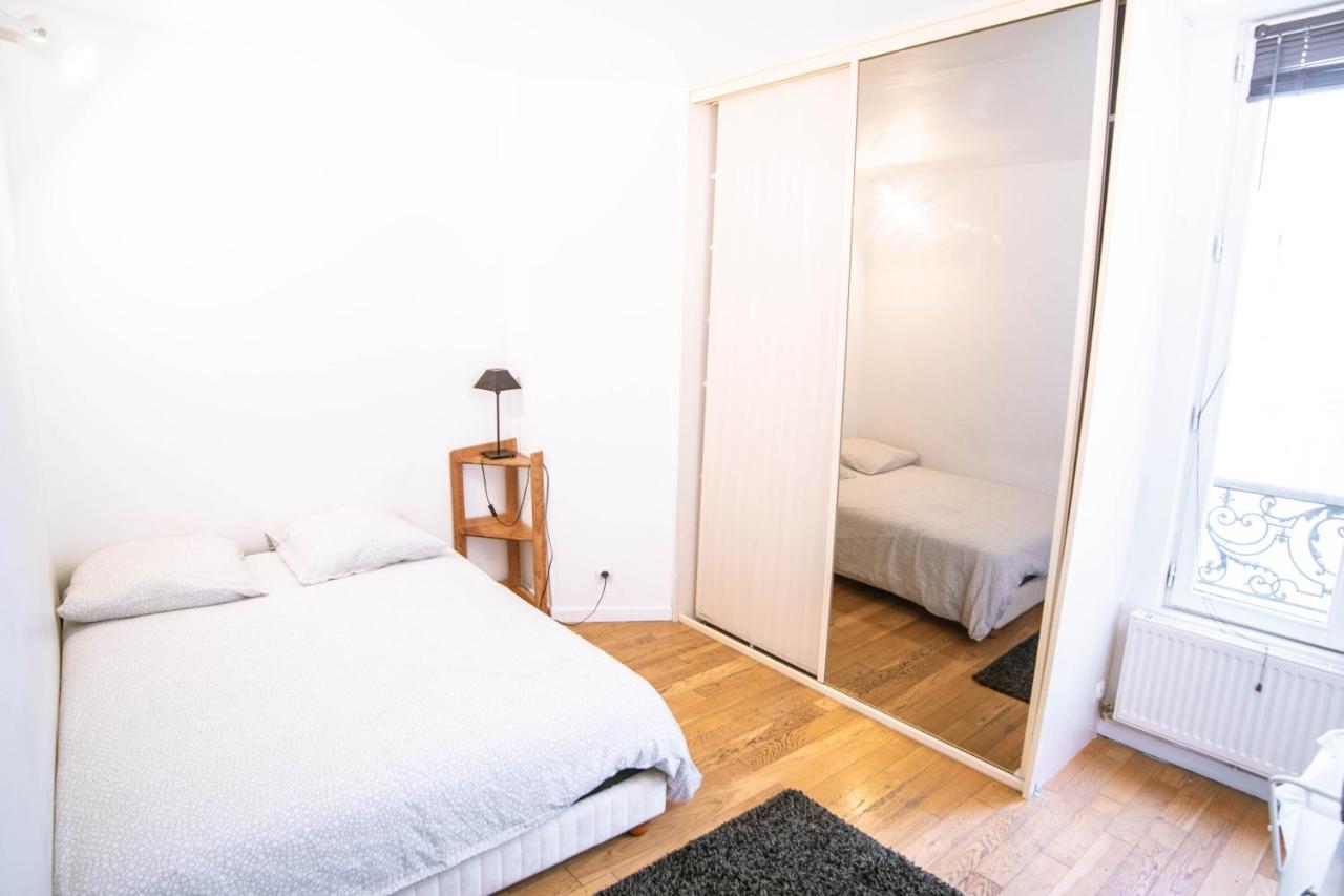Appartement Montmartre Chappe Париж Екстериор снимка